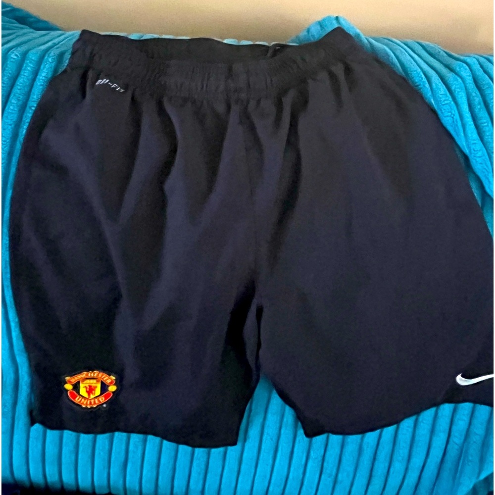 COPY - Manchester United Youth Black XL Shorts
